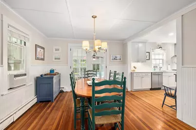 174 Kenyon Avenue, South Kingstown, RI 02879 - Photo 7