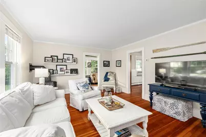 174 Kenyon Avenue, South Kingstown, RI 02879 - Photo 3