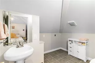 174 Kenyon Ave, South Kingstown, RI 02879 - Photo 25