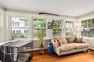 174 Kenyon Ave, South Kingstown, RI 02879 - Photo 5