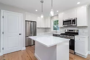 81 Cadora Ave, Warwick, RI 02886 - Photo 5