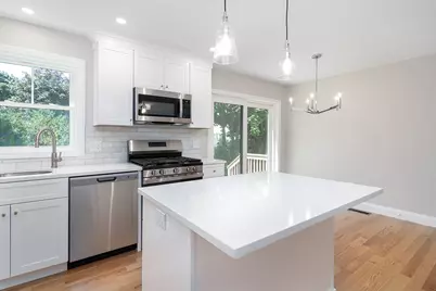 81 Cadora Avenue, Warwick, RI 02886 - Photo 7