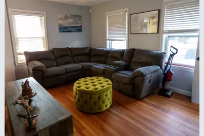 52 Heights Avenue, Warwick, RI 02889 - Photo 7