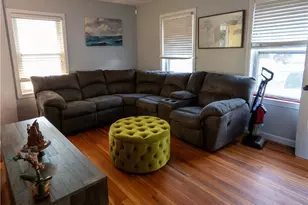 52 Heights Ave, Warwick, RI 02889 - Photo 7
