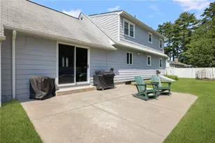 68 Wisteria Dr, Coventry, RI 02816 - Photo 33