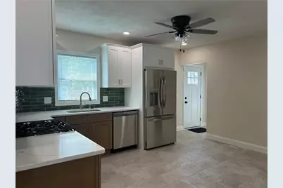 76 Rosella Avenue, Pawtucket, RI 02861 - Photo 5