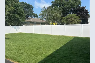 76 Rosella Avenue, Pawtucket, RI 02861 - Photo 25