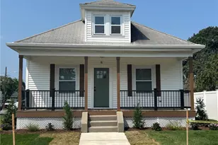 76 Rosella Ave, Pawtucket, RI 02861 - Photo 1
