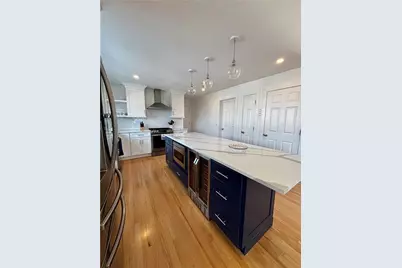 433 Wolcott Avenue, Middletown, RI 02842 - Photo 9