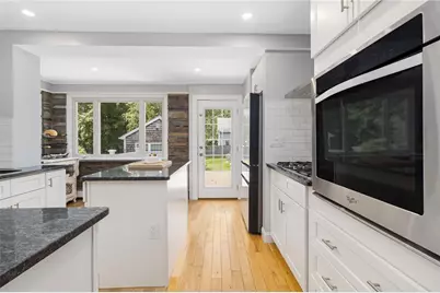 248 New Meadow Road, Barrington, RI 02806 - Photo 5