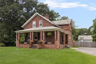 248 New Meadow Rd, Barrington, RI 02806 - Photo 1