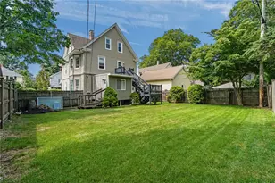 3 Thurston Ave, Newport, RI 02840 - Photo 33