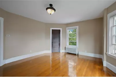 3 Thurston Avenue #2, Newport, RI 02840 - Photo 9