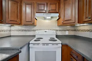 3 Thurston Ave, Newport, RI 02840 - Photo 13