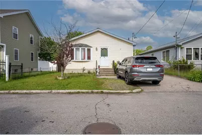 102 Kenmore Street, Pawtucket, RI 02861 - Photo 1