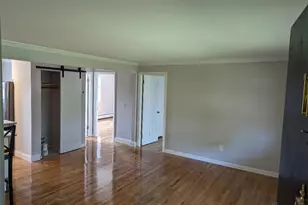 70 Carroll Ave, Newport, RI 02840 - Photo 5