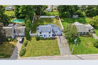 35 Franconia Drive, Cranston, RI 02920 - Photo 3
