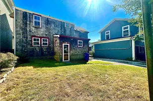 60 Dixon St, Newport, RI 02840 - Photo 11