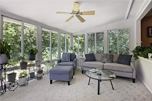 8 Eastward Dr, Lincoln, RI 02865 - Photo 11
