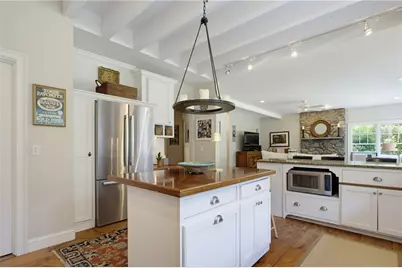 3548 Commodore Perry Highway, South Kingstown, RI 02879 - Photo 17