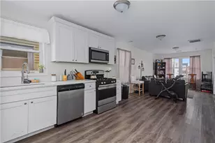 61 Joslin St, Providence, RI 02909 - Photo 3