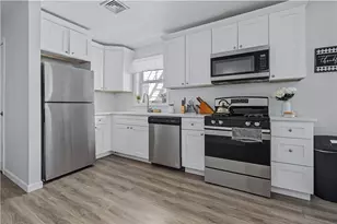 61 Joslin St, Providence, RI 02909 - Photo 5