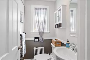 449 Pawtucket Ave, East Providence, RI 02916 - Photo 15