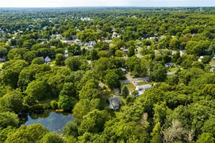 29 Oak Rd, South Kingstown, RI 02879 - Photo 3