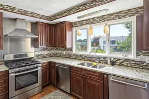 34 Cherry Hill Rd, Johnston, RI 02919 - Photo 11