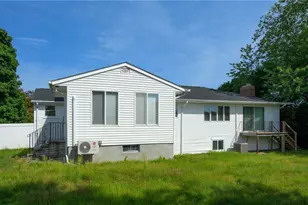 34 Cherry Hill Rd, Johnston, RI 02919 - Photo 7