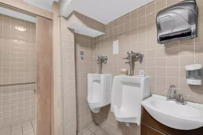 350 River Street, Woonsocket, RI 02895 - Photo 31