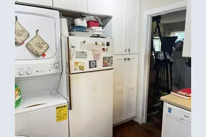 33 Elm Street, Newport, RI 02840 - Photo 9