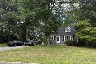 15 Baneberry Dr, Cranston, RI 02921 - Photo 3