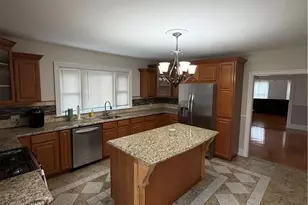 208 Warren Ave, East Providence, RI 02914 - Photo 1