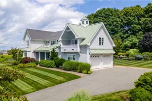 57 Strawberry Ln, Portsmouth, RI 02871 - Photo 5