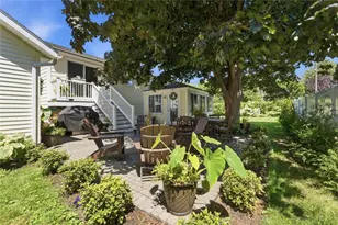 9 Therese St, Narragansett, RI 02882 - Photo 15