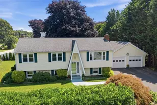 9 Therese St, Narragansett, RI 02882 - Photo 1