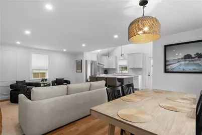 34 East Bowery Street, Newport, RI 02840 - Photo 9
