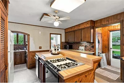 41 Mount Hope Avenue, Bristol, RI 02809 - Photo 7