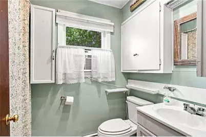 41 Mount Hope Avenue, Bristol, RI 02809 - Photo 13