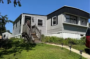 301 Bulgermarsh Rd, Tiverton, RI 02878 - Photo 1