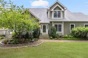56 Seal Island Rd, Bristol, RI 02809 - Photo 1