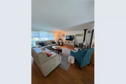 384 Holly Road Road, South Kingstown, RI 02879 - Photo 3