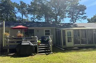 384 Holly Road Rd, South Kingstown, RI 02879 - Photo 11