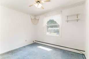 91 Torrington Dr, Warwick, RI 02889 - Photo 11