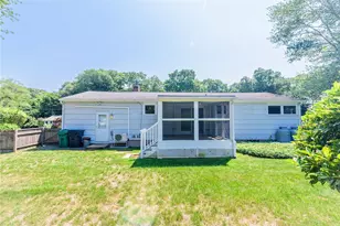 91 Torrington Dr, Warwick, RI 02889 - Photo 21