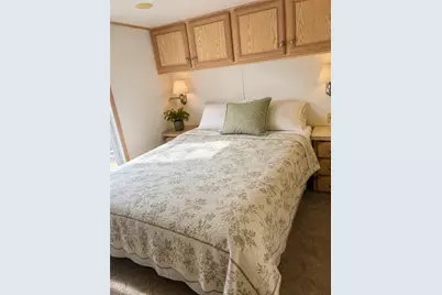 245 Manton Street, Pawtucket, RI 02861 - Photo 5