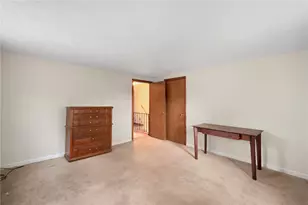 145 Oak Crest Dr, East Providence, RI 02915 - Photo 9