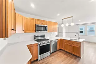 78 Pleasant St, Westerly, RI 02891 - Photo 23
