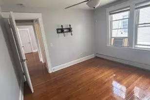 101 Rutherglen Ave, Providence, RI 02907 - Photo 11
